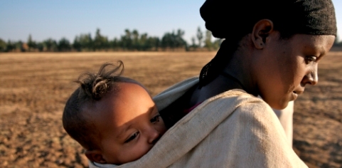 Mother and child
Credit: Frederic Courbet / Panos for Save the Children
