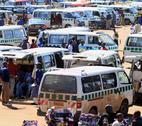 Africa Trading Taken by Adam Cohn
Nyabugogo Bus Station
In the Nyabugogo area of Kigali, the bus station also acts as a trading post, facilitating commerce between folks on the move.
https://flic.kr/p/aXwrqM