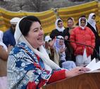 Sosan Aziz Sosan Aziz delivers a speech on women's empowerment