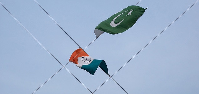 India and Pakistan flags. Credit: Global Panorama on Flickr, CC BY-SA 2.0.